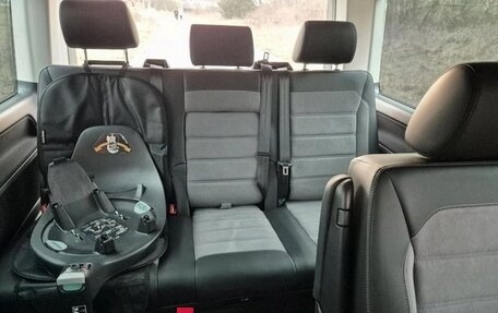 Volkswagen Multivan T6 рестайлинг, 2024 год, 5 440 000 рублей, 15 фотография