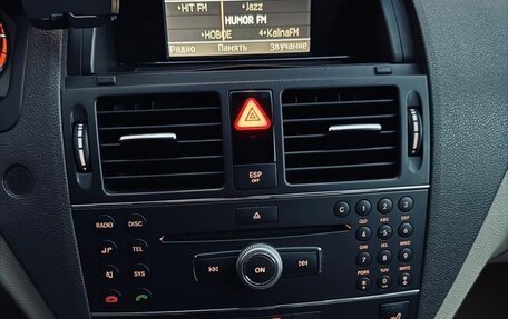 Mercedes-Benz C-Класс, 2009 год, 1 100 000 рублей, 13 фотография