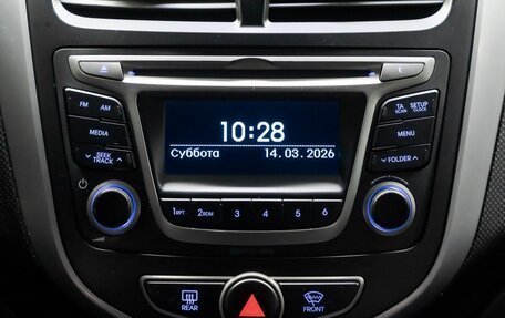 Hyundai Solaris II рестайлинг, 2016 год, 949 000 рублей, 23 фотография