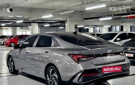 Hyundai Avante, 2023 год, 1 880 000 рублей, 5 фотография