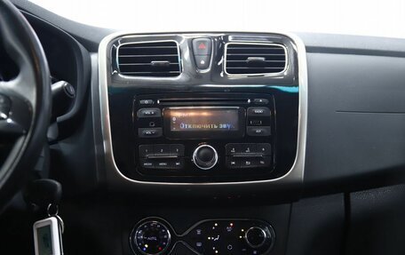 Renault Sandero II рестайлинг, 2016 год, 850 000 рублей, 14 фотография