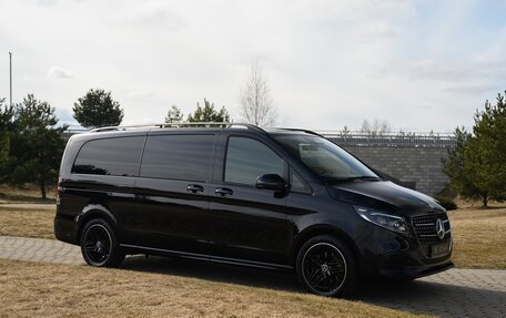 Mercedes-Benz V-Класс, 2026 год, 44 300 000 рублей, 2 фотография