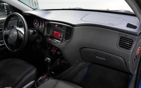 KIA Rio II, 2011 год, 569 000 рублей, 17 фотография