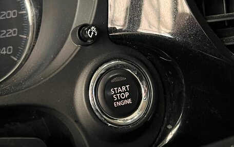 Mitsubishi Outlander III рестайлинг 3, 2014 год, 1 510 000 рублей, 14 фотография