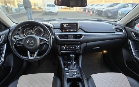 Mazda 6, 2018 год, 1 800 000 рублей, 9 фотография