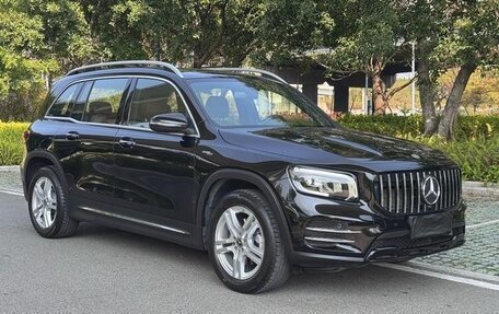 Mercedes-Benz GLB, 2022 год, 1 930 000 рублей, 2 фотография