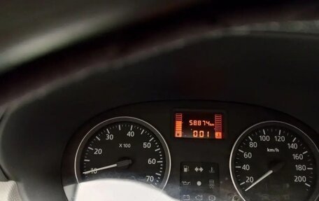 Renault Logan I, 2011 год, 580 000 рублей, 3 фотография