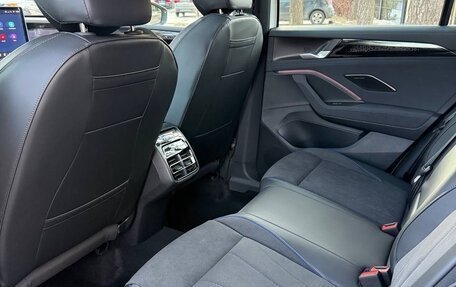 Volkswagen Tiguan, 2026 год, 4 900 000 рублей, 28 фотография