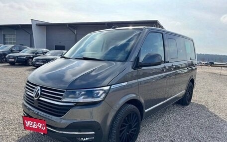 Volkswagen Multivan T6 рестайлинг, 2024 год, 5 590 000 рублей, 2 фотография