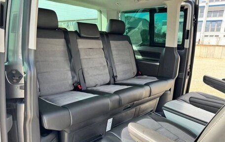 Volkswagen Multivan T6 рестайлинг, 2024 год, 5 590 000 рублей, 21 фотография