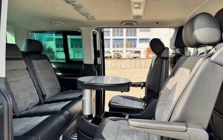 Volkswagen Multivan T6 рестайлинг, 2024 год, 5 590 000 рублей, 19 фотография