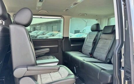 Volkswagen Multivan T6 рестайлинг, 2024 год, 5 590 000 рублей, 23 фотография