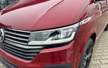 Volkswagen Multivan T6 рестайлинг, 2023 год, 5 370 000 рублей, 3 фотография