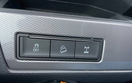 Volkswagen Multivan T6 рестайлинг, 2023 год, 5 370 000 рублей, 12 фотография