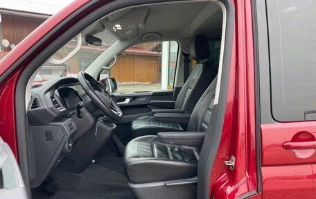 Volkswagen Multivan T6 рестайлинг, 2023 год, 5 370 000 рублей, 9 фотография