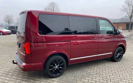 Volkswagen Multivan T6 рестайлинг, 2023 год, 5 370 000 рублей, 4 фотография