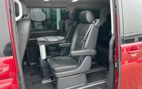 Volkswagen Multivan T6 рестайлинг, 2023 год, 5 370 000 рублей, 18 фотография