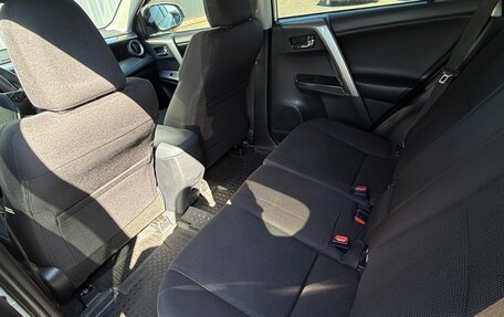 Toyota RAV4, 2017 год, 2 400 000 рублей, 11 фотография