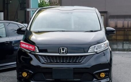 Honda Freed II, 2023 год, 1 250 000 рублей, 2 фотография