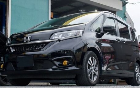 Honda Freed II, 2023 год, 1 250 000 рублей, 8 фотография