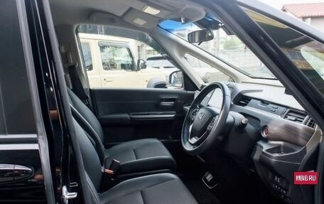 Honda Freed II, 2023 год, 1 250 000 рублей, 14 фотография