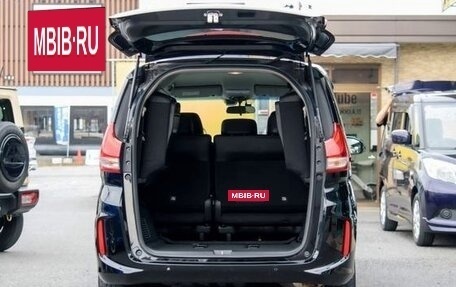 Honda Freed II, 2023 год, 1 250 000 рублей, 10 фотография