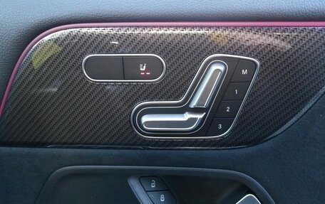 Mercedes-Benz GLA, 2022 год, 1 650 000 рублей, 14 фотография