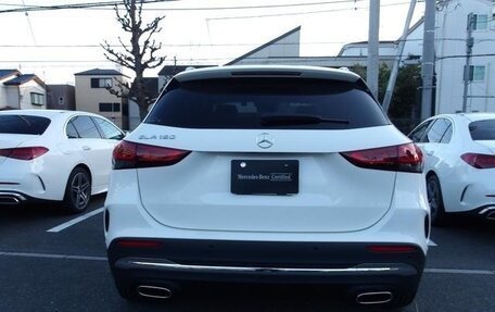 Mercedes-Benz GLA, 2022 год, 1 650 000 рублей, 7 фотография