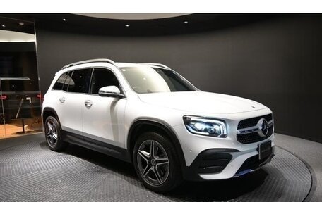 Mercedes-Benz GLB, 2022 год, 1 850 000 рублей, 3 фотография
