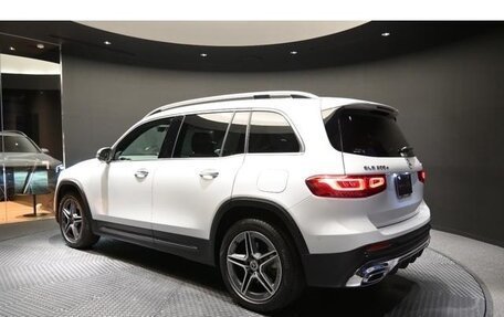 Mercedes-Benz GLB, 2022 год, 1 850 000 рублей, 7 фотография