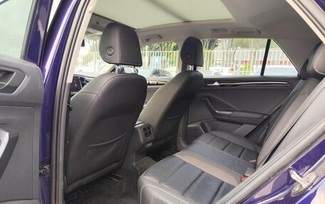 Volkswagen T-Roc I, 2022 год, 1 530 000 рублей, 10 фотография