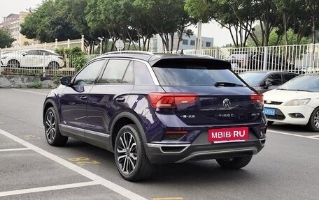 Volkswagen T-Roc I, 2022 год, 1 530 000 рублей, 4 фотография