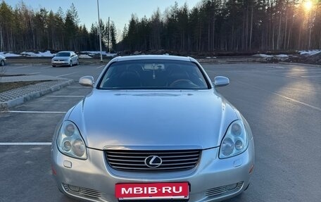 Lexus SC II рестайлинг, 2002 год, 2 050 000 рублей, 3 фотография