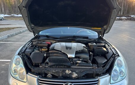 Lexus SC II рестайлинг, 2002 год, 2 050 000 рублей, 17 фотография