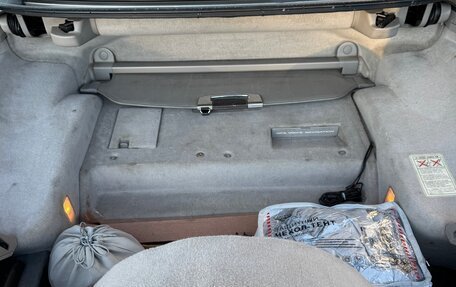 Lexus SC II рестайлинг, 2002 год, 2 050 000 рублей, 14 фотография