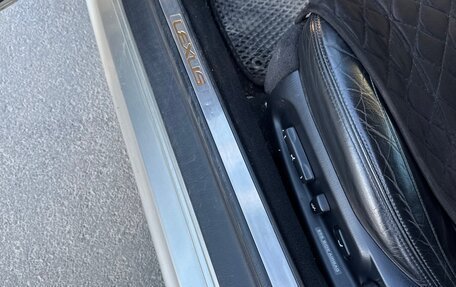 Lexus SC II рестайлинг, 2002 год, 2 050 000 рублей, 22 фотография