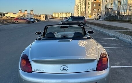 Lexus SC II рестайлинг, 2002 год, 2 050 000 рублей, 36 фотография