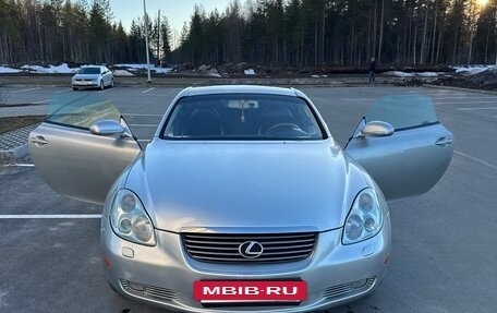 Lexus SC II рестайлинг, 2002 год, 2 050 000 рублей, 30 фотография