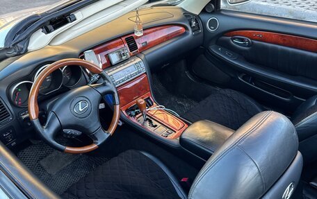 Lexus SC II рестайлинг, 2002 год, 2 050 000 рублей, 40 фотография