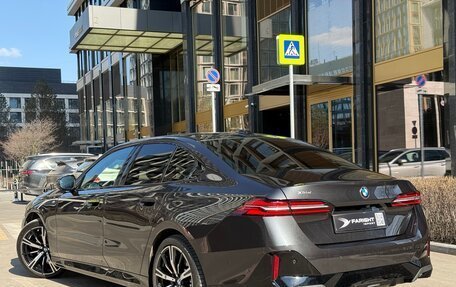 BMW 5 серия, 2024 год, 8 165 000 рублей, 5 фотография