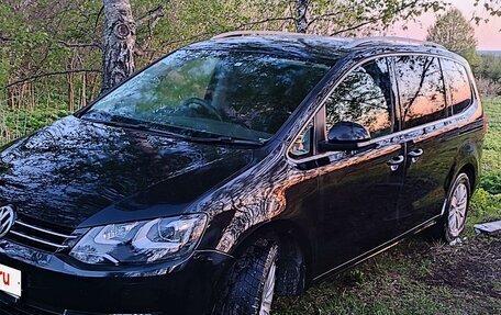 Volkswagen Sharan II, 2011 год, 1 060 000 рублей, 4 фотография