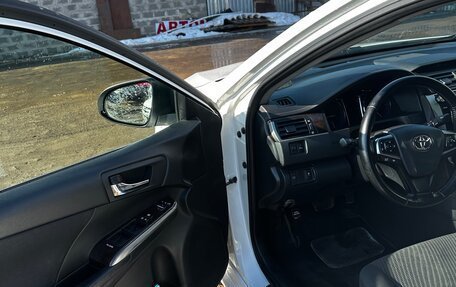 Toyota Camry, 2015 год, 2 000 000 рублей, 9 фотография