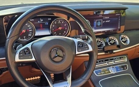 Mercedes-Benz E-Класс, 2018 год, 5 900 000 рублей, 10 фотография