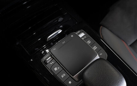 Mercedes-Benz A-Класс, 2020 год, 2 490 000 рублей, 14 фотография