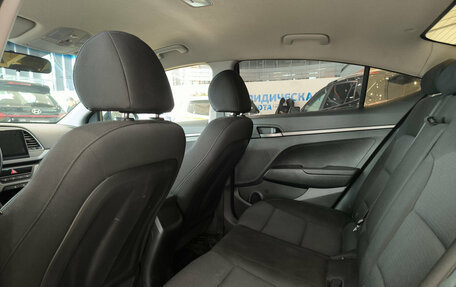 Hyundai Elantra VI рестайлинг, 2018 год, 1 350 000 рублей, 16 фотография