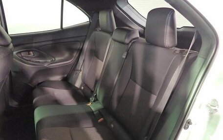 Toyota Yaris Cross, 2022 год, 1 620 000 рублей, 20 фотография