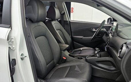 Hyundai Kona I, 2022 год, 1 740 000 рублей, 9 фотография