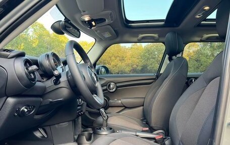 MINI Hatch, 2022 год, 1 730 000 рублей, 10 фотография