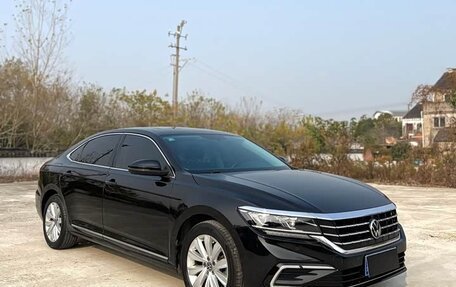 Volkswagen Passat B8 рестайлинг, 2022 год, 1 960 000 рублей, 2 фотография