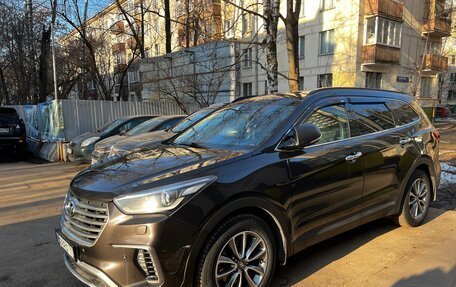 Hyundai Santa Fe III рестайлинг, 2016 год, 2 600 000 рублей, 2 фотография